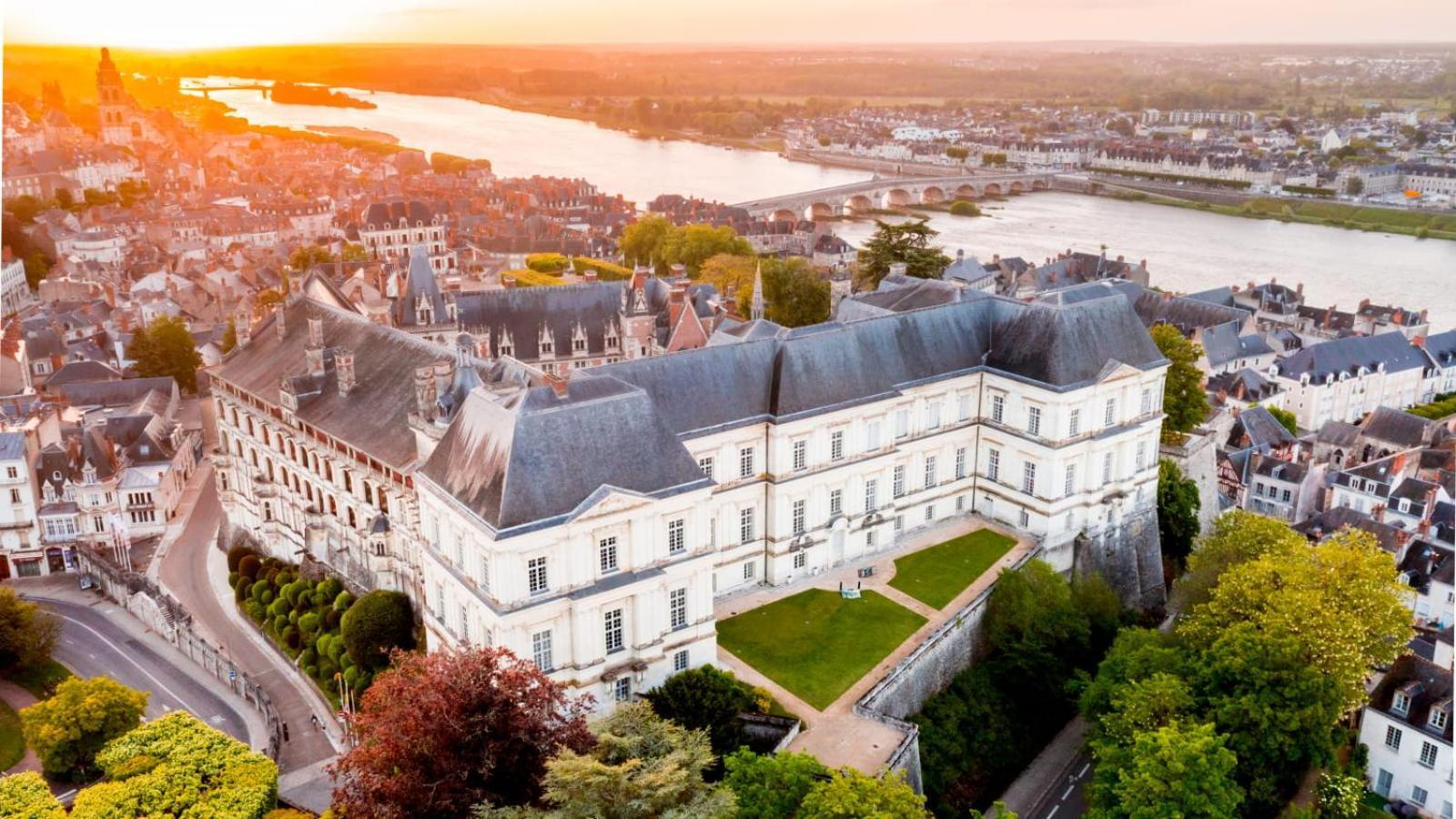 Coeur De Blois Charmant Appart Louis XII Vue Loire 外观 照片